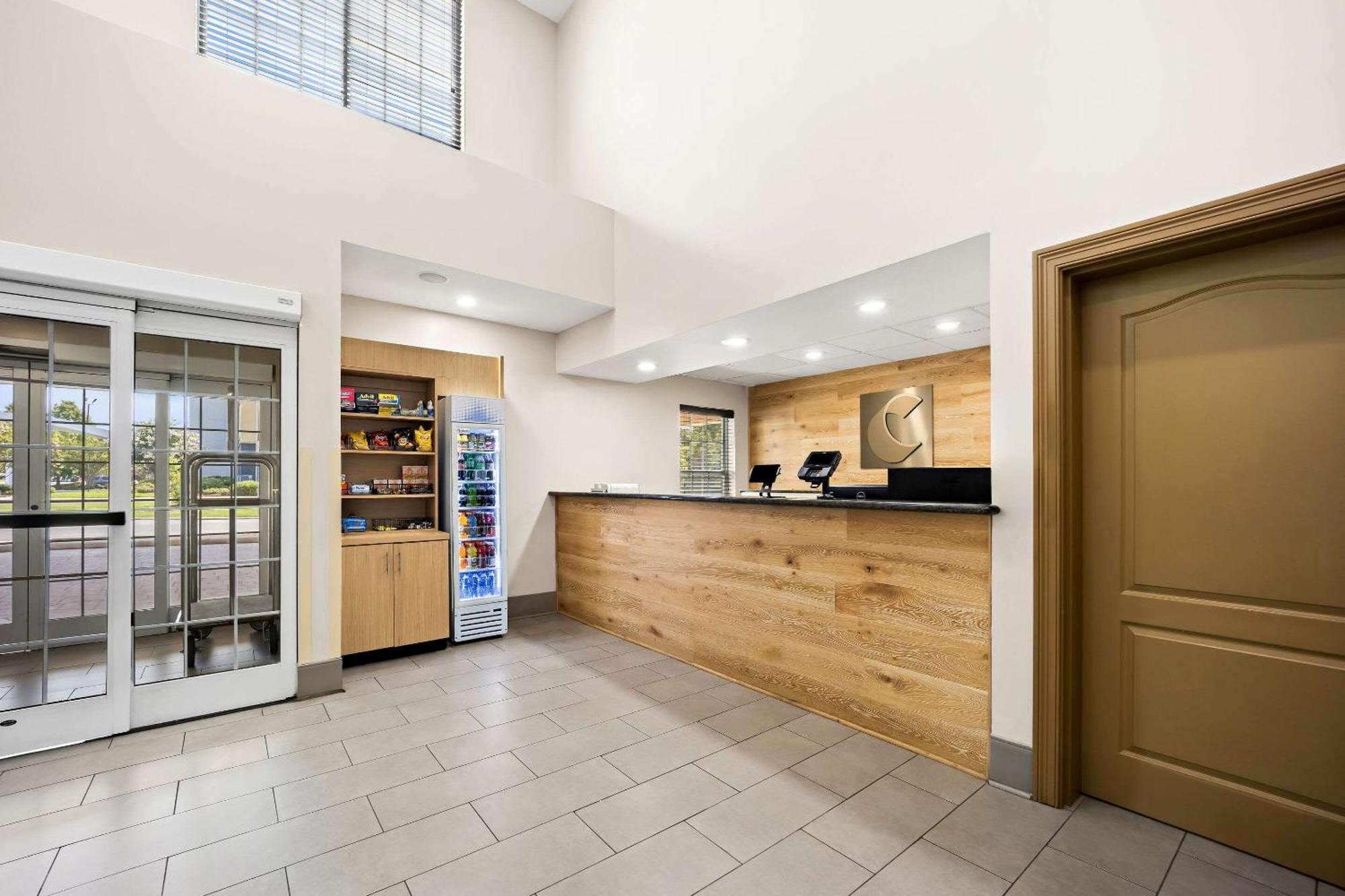 Comfort Inn & Suites High Point - Archdale Buitenkant foto
